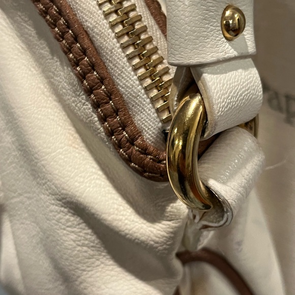 Marc Jacobs Cream Leather Handbag AS IS - Picture 8 of 14
